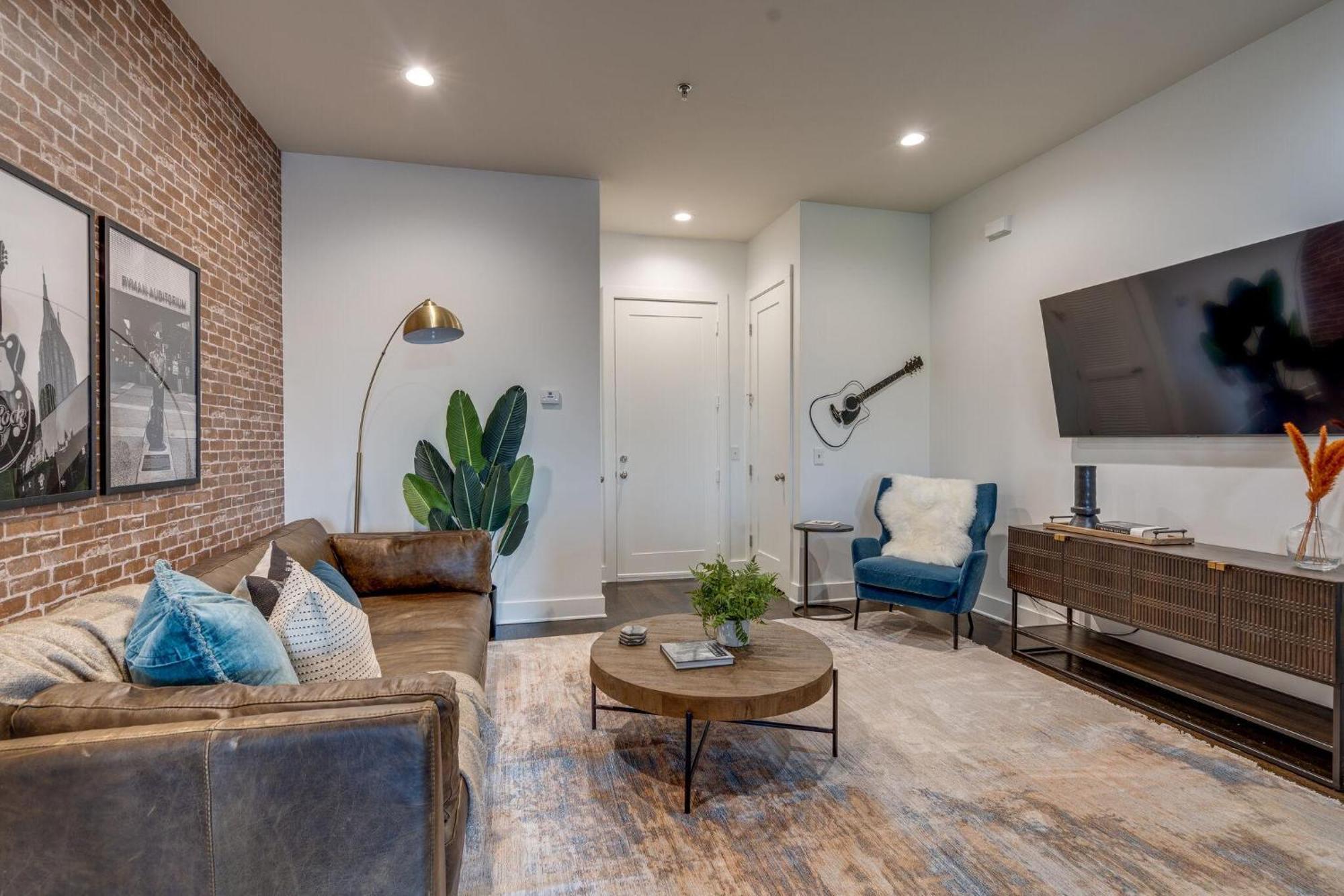 Lofts At 30th - Urban - Minutes To Broadway Holiday home Nashville
