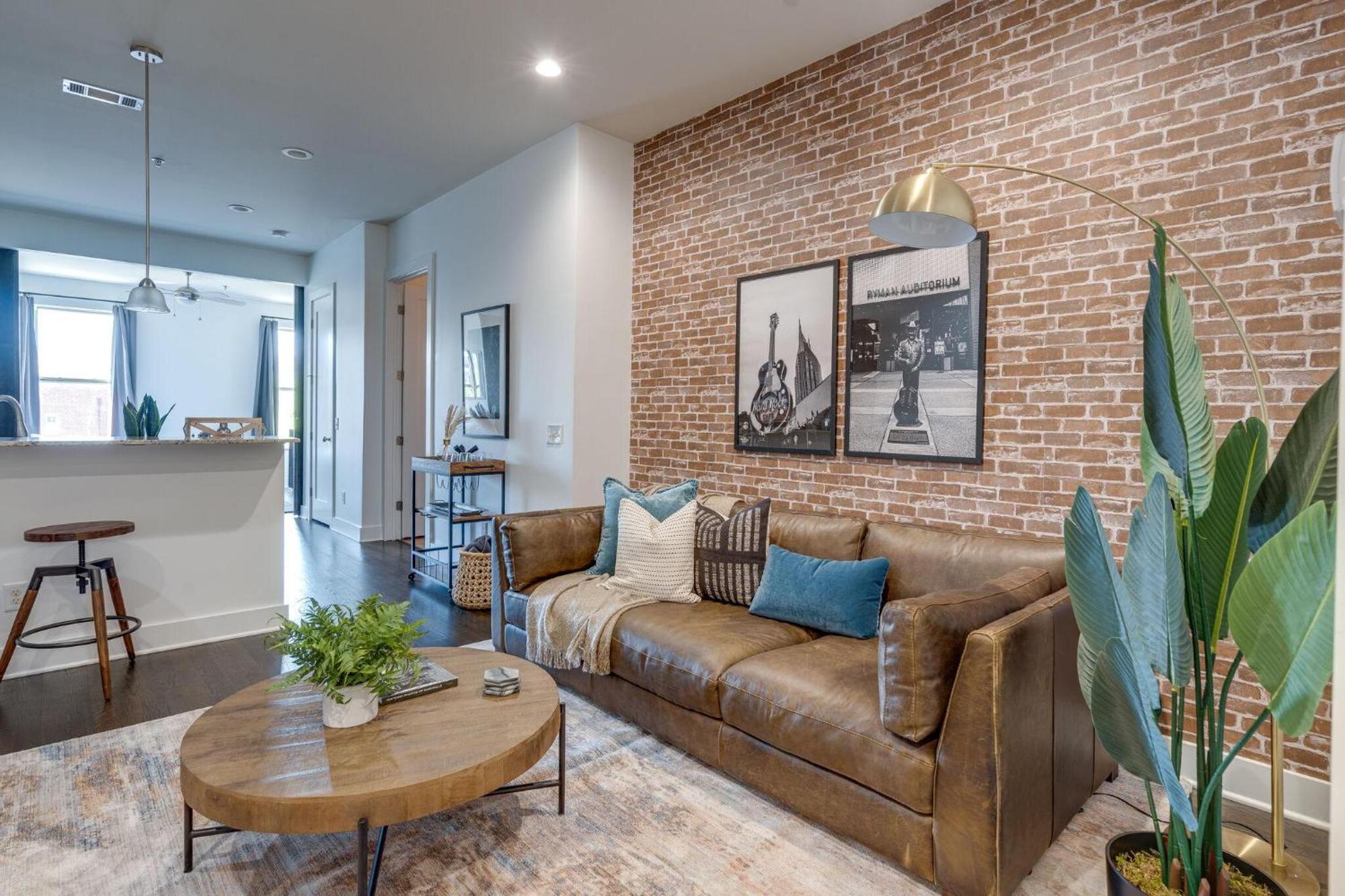 Holiday home Lofts At 30th - Urban - Minutes To Broadway *